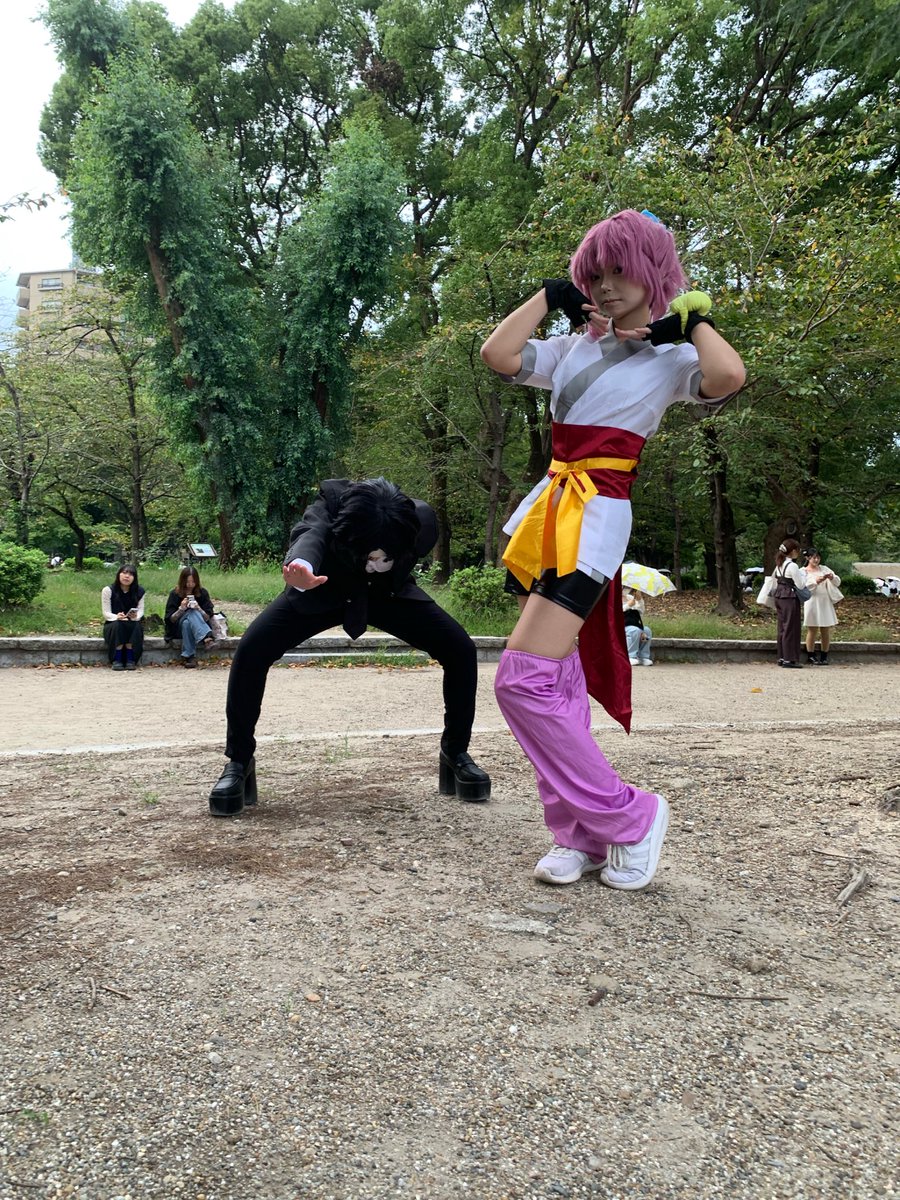 le_tem0920's tweet photo. ⚠︎cos･めちゃくちゃキャラ崩壊

まじでわたしの馬鹿みたいな提案にのってくれてありがと団長😘
📕=@Pui_xx_cos 
📸=@zhedv5 
 #アコスタ鶴舞 https://t.co/FADhtiFFop