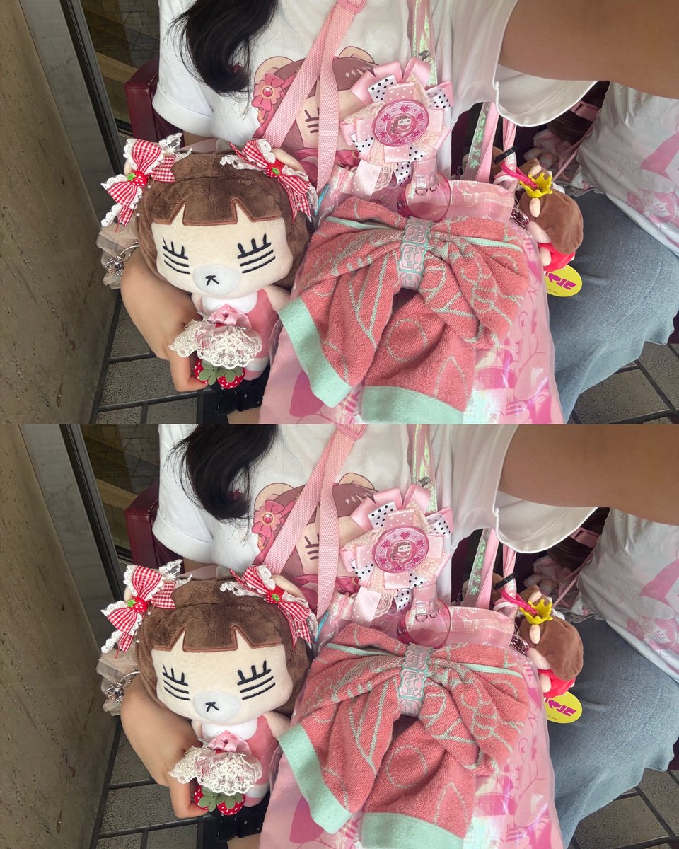 fuunanka's tweet photo. THEPINK名古屋🎀
コレちゃんと何回も目が合ったし、ハイタッチもできちゃって‼️
セトリ良すぎるし‼️
衣装かわいすぎるし‼️
名古屋みんな声でっけえ（たのしい）‼️だったし

前回のくじのTシャツにキラキラつけてロゼットもつけたの〜🦩🎟️🛍️💝🩰🌷 https://t.co/jpVoQX6z4i