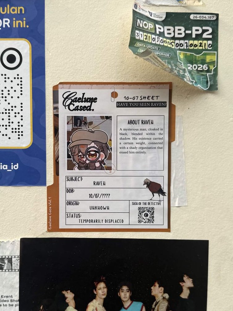 CAELUNE_twt's tweet photo. The identification has been completed.
The real object: A poster.

Can you guess what he is actually looking for?🧐
#File1007 #CaseKrowsed https://t.co/QEvDQ0hPh9