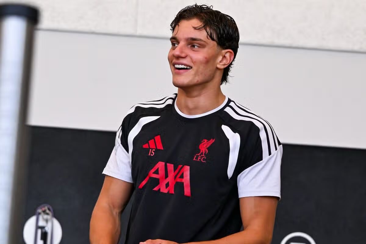 AnfieldEdition's tweet photo. 🚨 | @LusbyJack: Giovanni Leoni is expected to resume full training in the coming days. https://t.co/oCYyvXuqj2