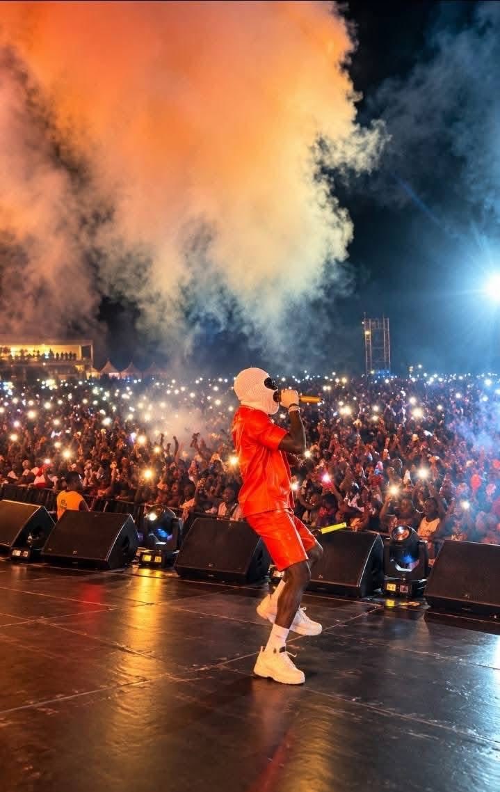 ShattaBiancaEnt's tweet photo. Ghanaian award winning Dancehall icon Shatta Wale massive #ShattaFestHo concert in the Oxygen City, Ho. 

#SBentertainment Germany https://t.co/DwyiKkxbsT