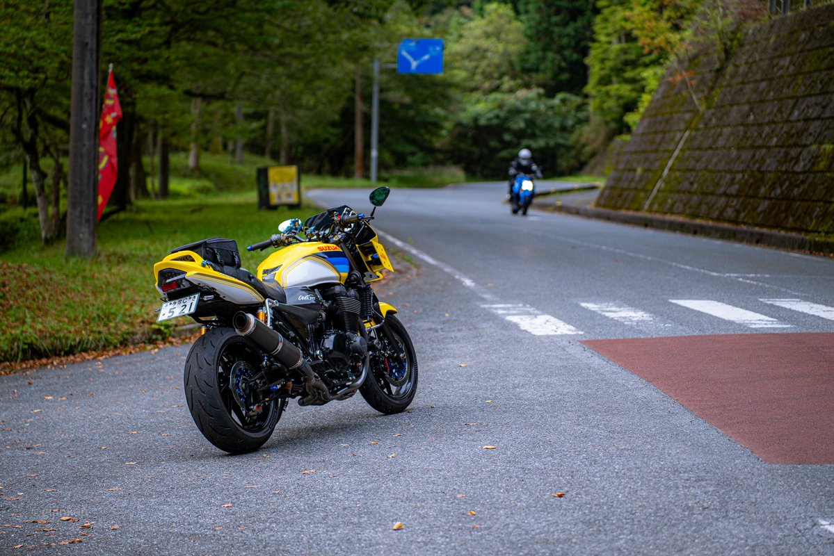 gijinkun1401's tweet photo. 🏍️ほぼ1年ぶりのホームコース
長雨の影響か、路面が汚れてた。
・
・
#有間ダム #AMD
#gsx1400 #lumixs9 https://t.co/qGqxyMmKUS