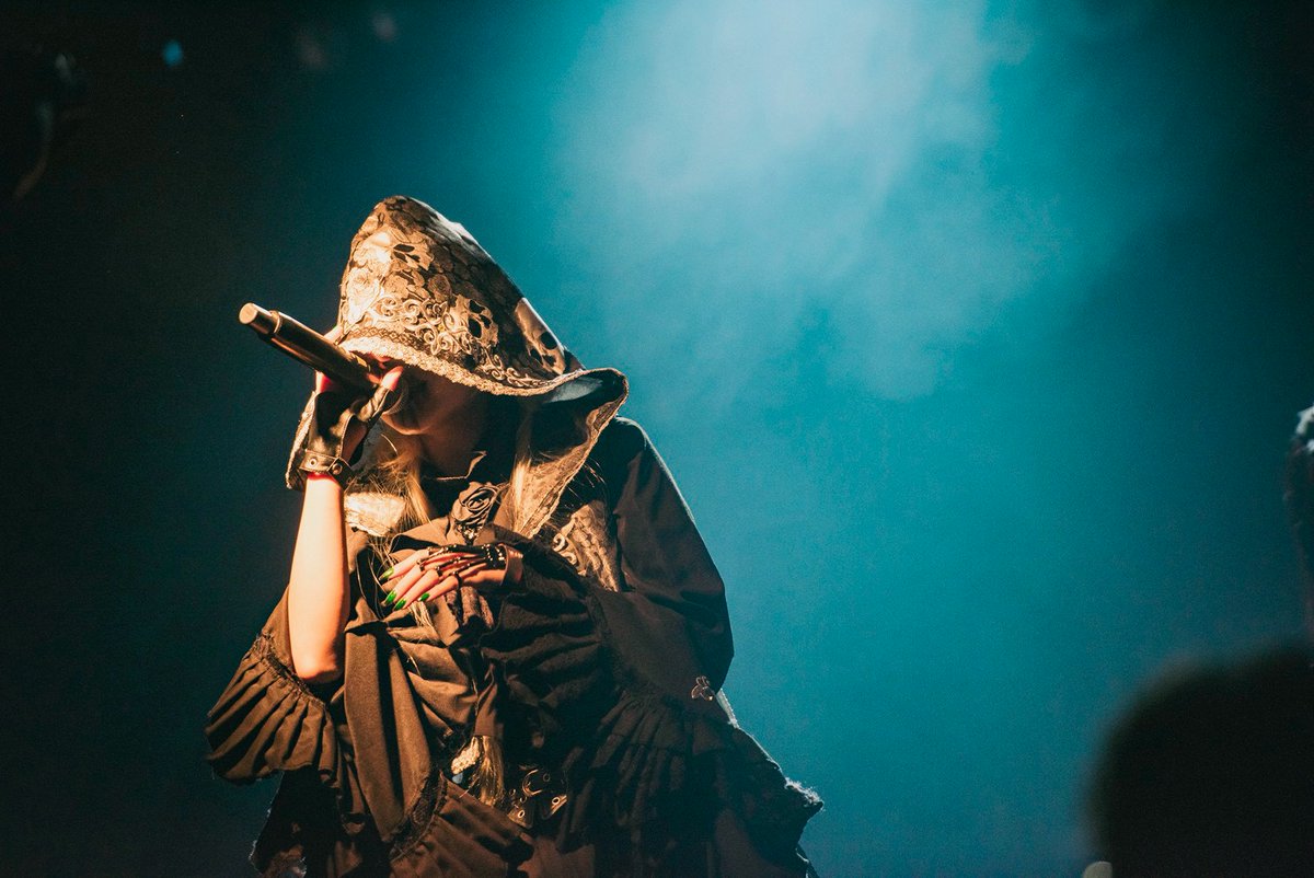 radthalive's tweet photo. #RADtheLIVE速報

【 maleficium 】
@maleficium_idol

／

爆音？轟音？もっと聴かせてあげましょうか？

＼

📸
@photo____r https://t.co/TaD1KlhqSW