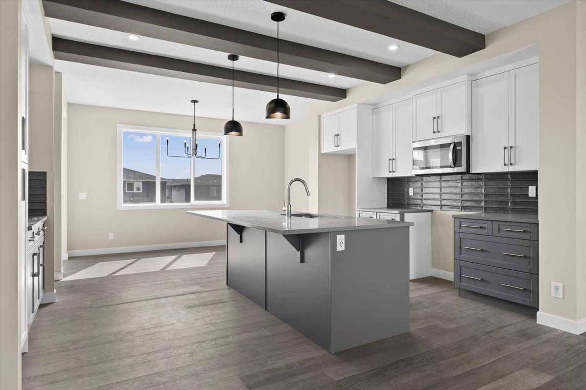 yycredeals's tweet photo. A custom Cascade 2 design with side-door entry, 3 bedrooms, 2.5 baths and 1,463 sq. ft. in central Greystone, Cochrane. $504,900. https://t.co/XfrI85RSlG #CochraneRealEstate https://t.co/aBOezcgb2t