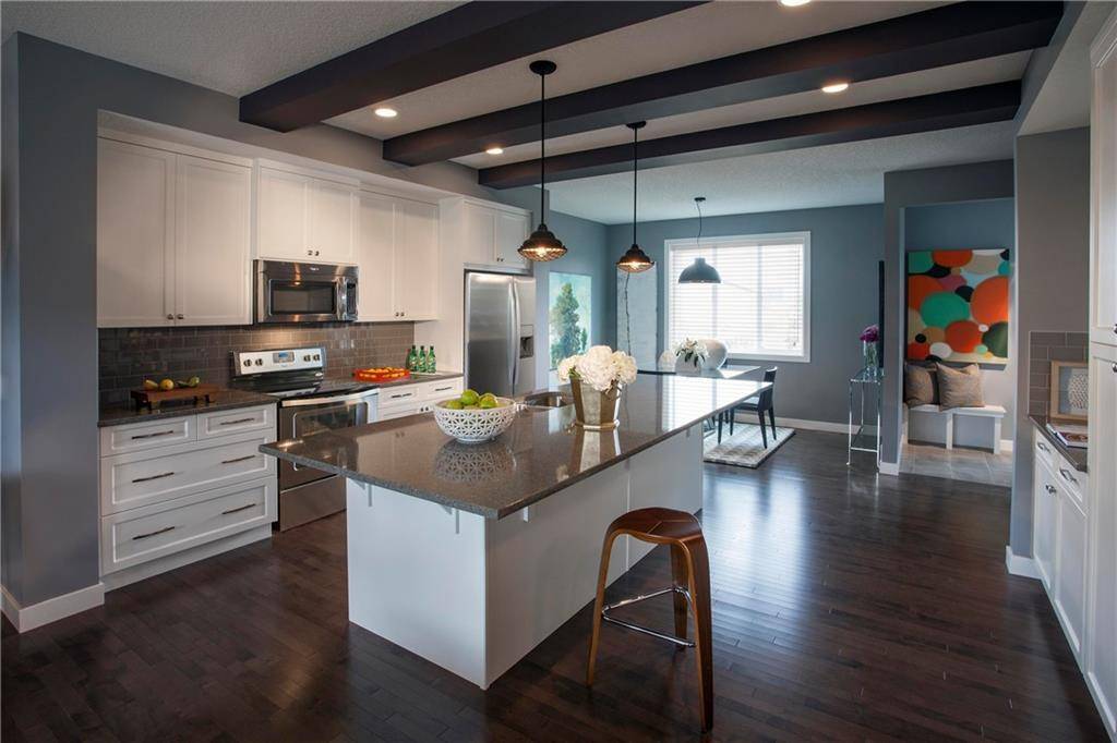 yycredeals's tweet photo. A custom Cascade 2 design with side-door entry, 3 bedrooms, 2.5 baths and 1,463 sq. ft. in central Greystone, Cochrane. $504,900. https://t.co/XfrI85RSlG #CochraneRealEstate https://t.co/aBOezcgb2t