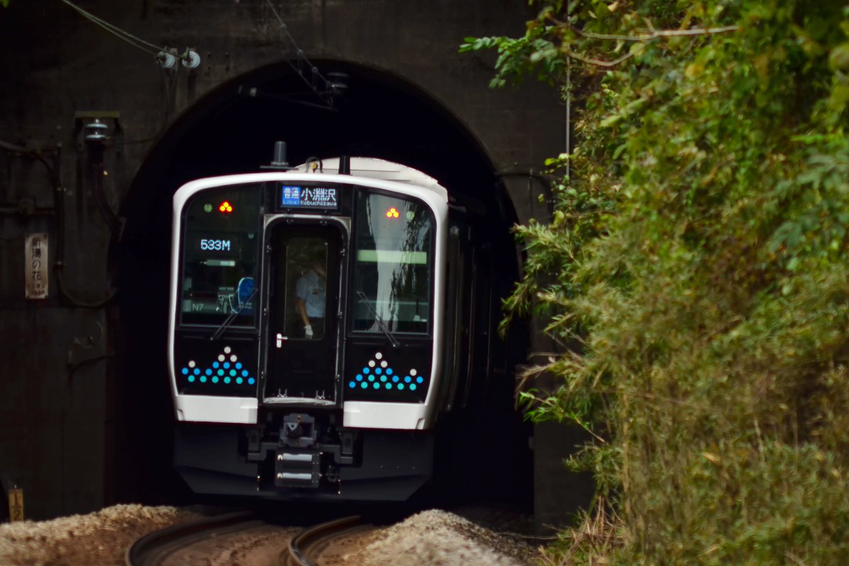 saimyon189's tweet photo. 10/4 中央本線
病み上がりのリハビリがてら地元鉄
なんと今月からE131-200での運用が始まったので気の済むままに撮ってきました
これからお世話になります https://t.co/XLNEOsLMp7