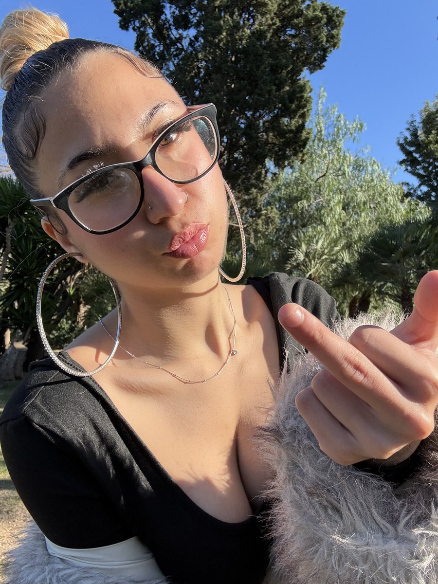 babbyybrownn's tweet photo. ‼️RTGAME ANGELICAL‼️

⏰ 22 min

❤️ 2
🔁 2
💬 2 (2 x persona)

este patetico quiere que le veais arrodillado mientras le saco todo lo q es mio hahaha vamos a dejarle sequito🐶👑

#findom #worship #humanatm #paypig https://t.co/o8AT8a6YNA