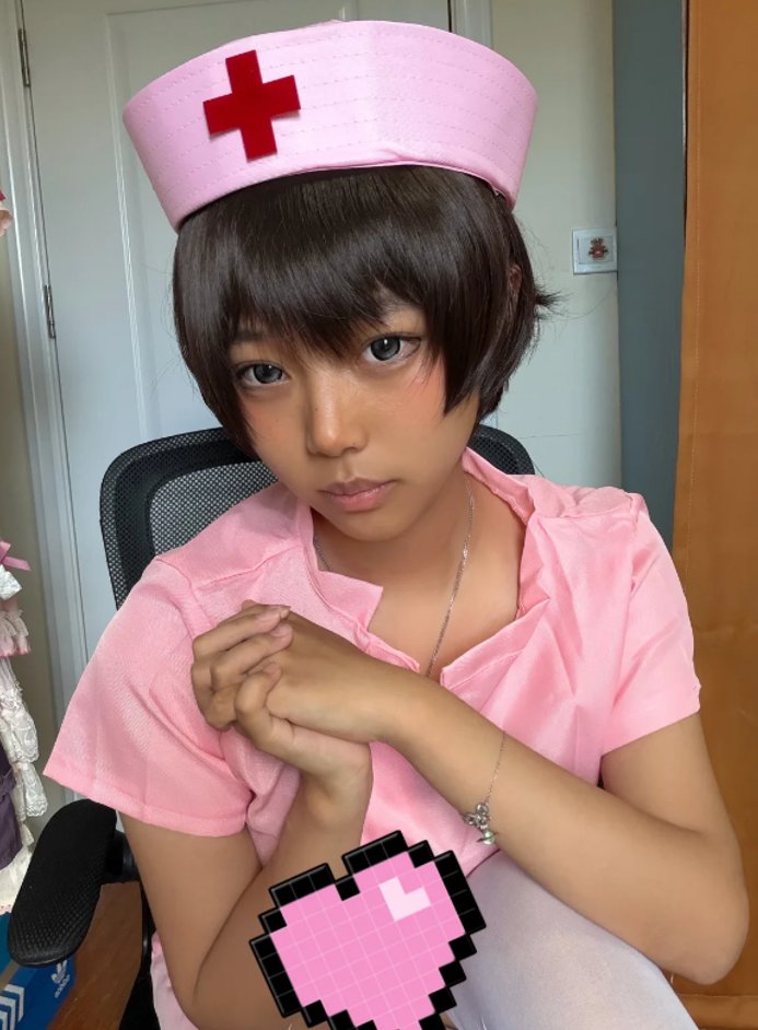 fgaegesgseg's tweet photo. 【ハーフを彼女にするメリット】

・ゲーム好きだから一緒に楽しめる
・ずっとコスプレしてる
・尽くすの大好き
・なんでも言うこと聞いてくれる
・料理作ってくれる
・経験少ない

デメリット↓ https://t.co/J0oRaS5tV6