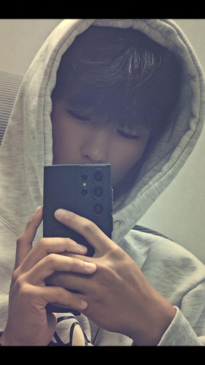 bin05140's tweet photo. 교류도 해주고 새벽에 놀아줄 사람 찾으러 나가요 흔적 다 잡아요

#에세머 #에세머_트친소 #맘눌뎀 https://t.co/ba5TGAHLdo