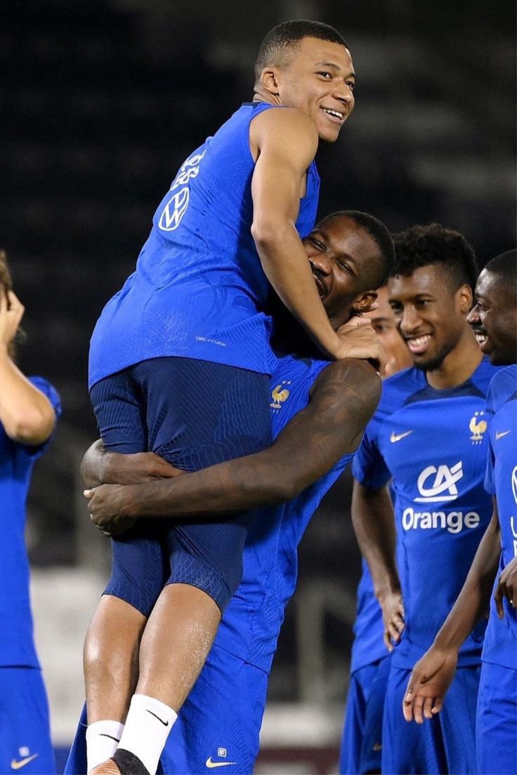 bellintopia's tweet photo. french national team kylian is a different level of babygirlism https://t.co/zJyk35f3qy