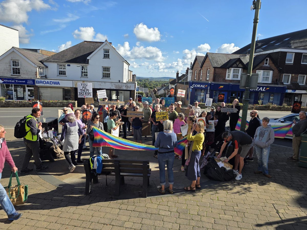 AntiRacismDay's tweet photo. Solidarity to antiracists in Crowborough today. https://t.co/3vqn3JPBzE