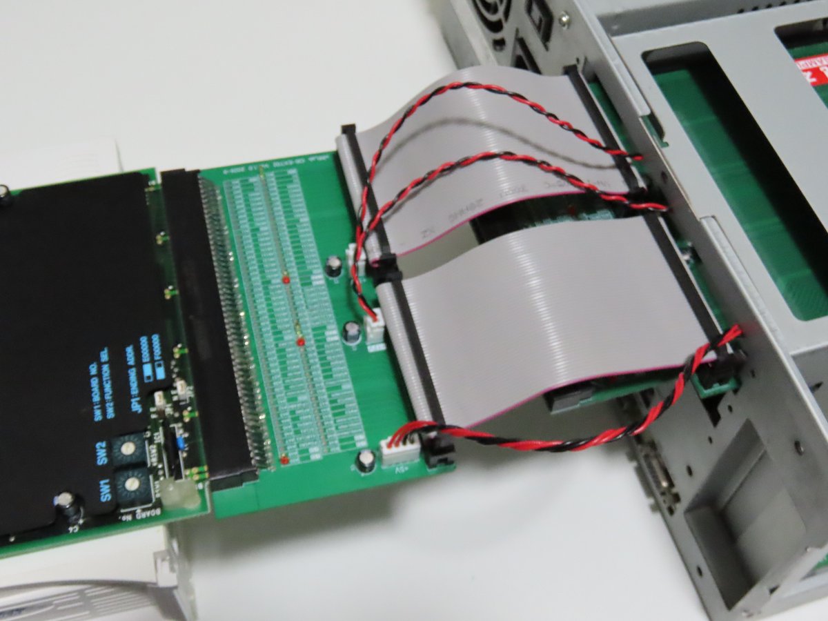 80x86lab's tweet photo. 新商品情報

Cバス延長ボード【CB-EXT01】
定価 : 4,800円

Cバス延長サブボード【CB-EXT02】
定価 : 5,200円

上記2点のセット
定価 : 9,500円

PC-98シリーズのCバスを延長するボードです。
Cバスボードの開発や修理に。
SCSIボードとEMSボードで動作検証済
チェックピン付属 https://t.co/Nu7UBjqXAV
