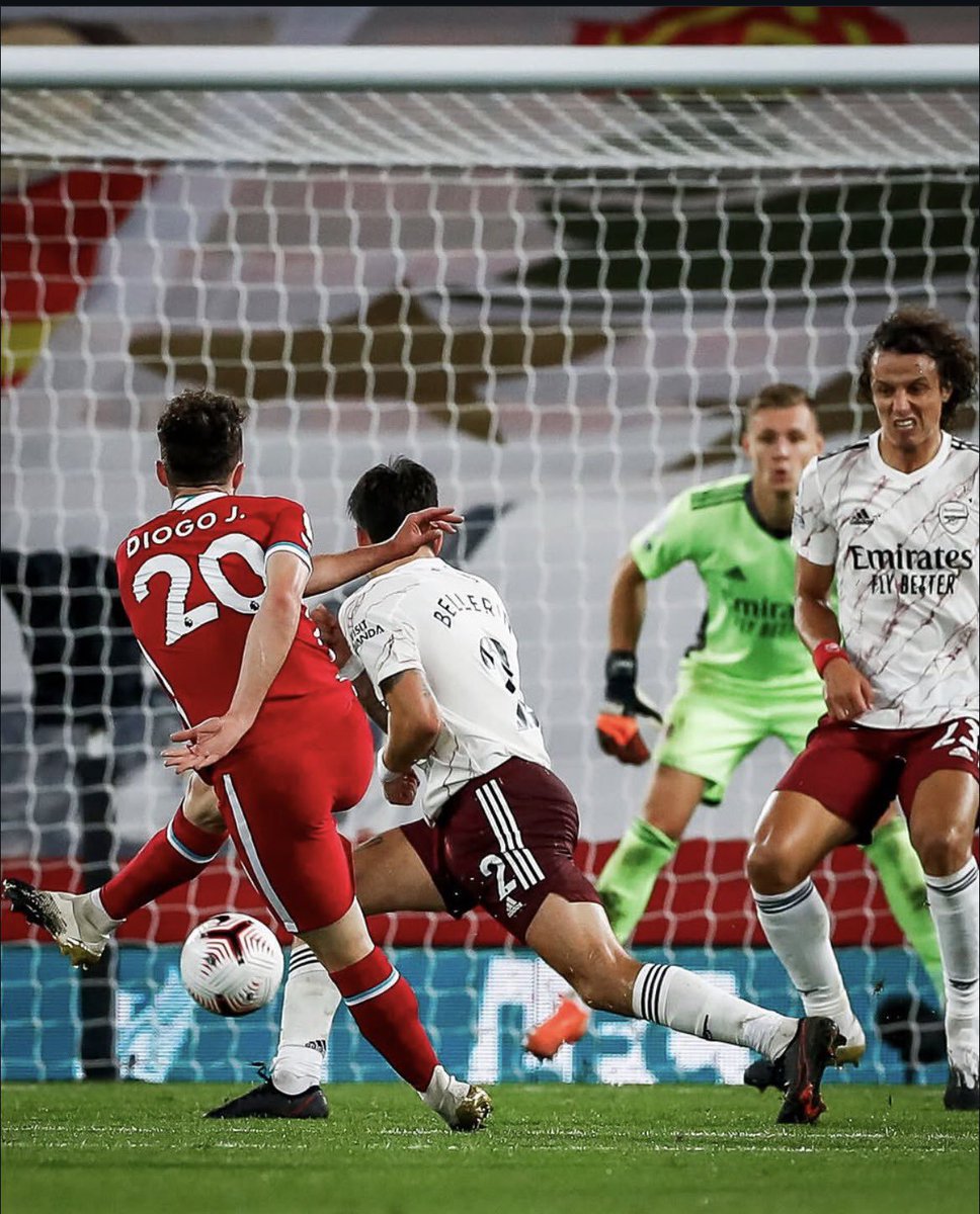 shy_boyfriend0's tweet photo. Different faces bt same defending art. 
Same team swallowing goals of same kind.. 

It can't be my team. https://t.co/4nZS9IRivw