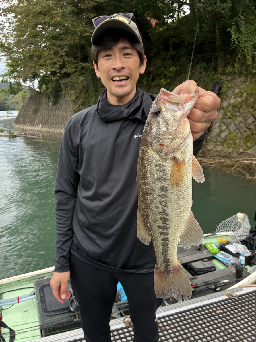 tano_fishing's tweet photo. キャスティング八王子カップ
大して釣れずトホホ。
バラシがらなければ展開は変わったなーと反省。下手くそは練習します。 https://t.co/IPKiX7y021