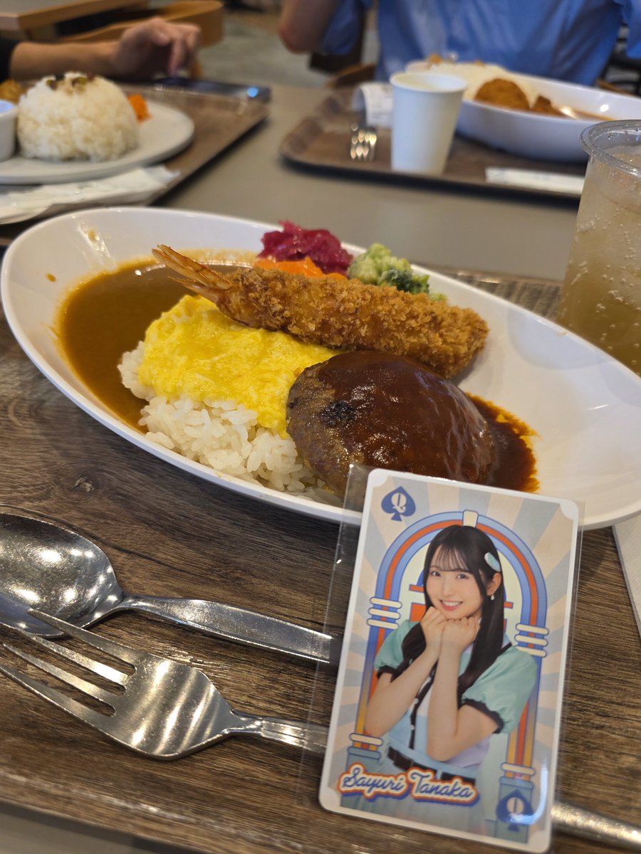 daisy_ske48's tweet photo. いやぁ令和初、久しぶりの全国握手会
疲れたけど楽しかったなぁ
懐かしのオタク達に会えたのも嬉しかったよ https://t.co/Ax0UXkufdA