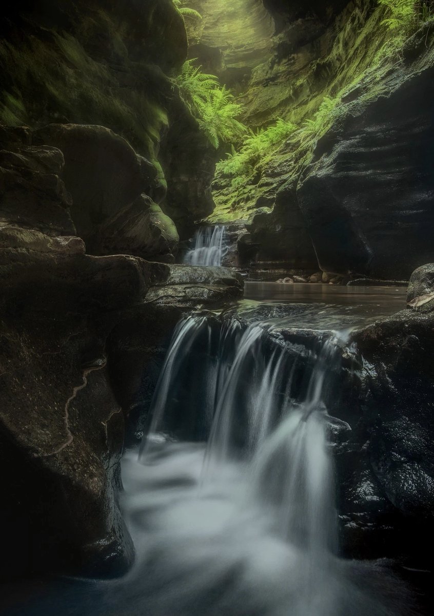 MapleVoyag2va8's tweet photo. While listening to the chant of mountain waters, the small waterfall’s sound makes my phone vibrate—what a refreshing outdoor moment!， https://t.co/CF79UZ39iX