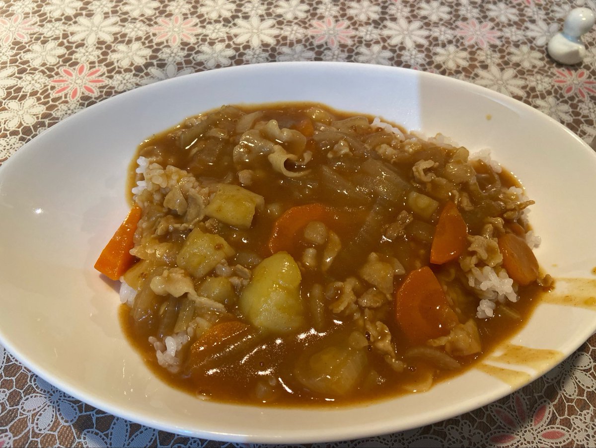akichi_2017's tweet photo. ディナー🍛

#カレーライス🍚 https://t.co/ARlhWqp7k3