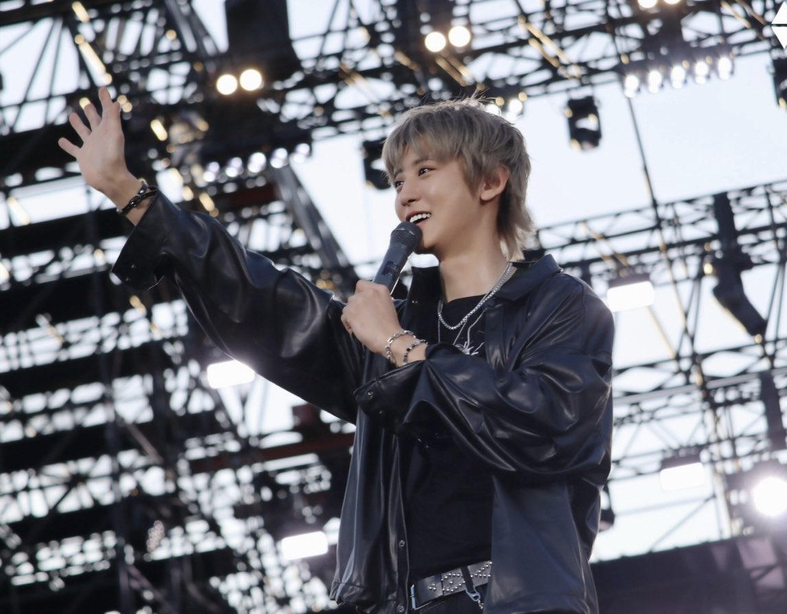 no_loey_no_life's tweet photo. EXO-L 🇯🇵 FC Update ✨ #CHANYEOL #찬열

CHANYEOL at a-nation2026 🎸 https://t.co/5Fvd1XbDUS
