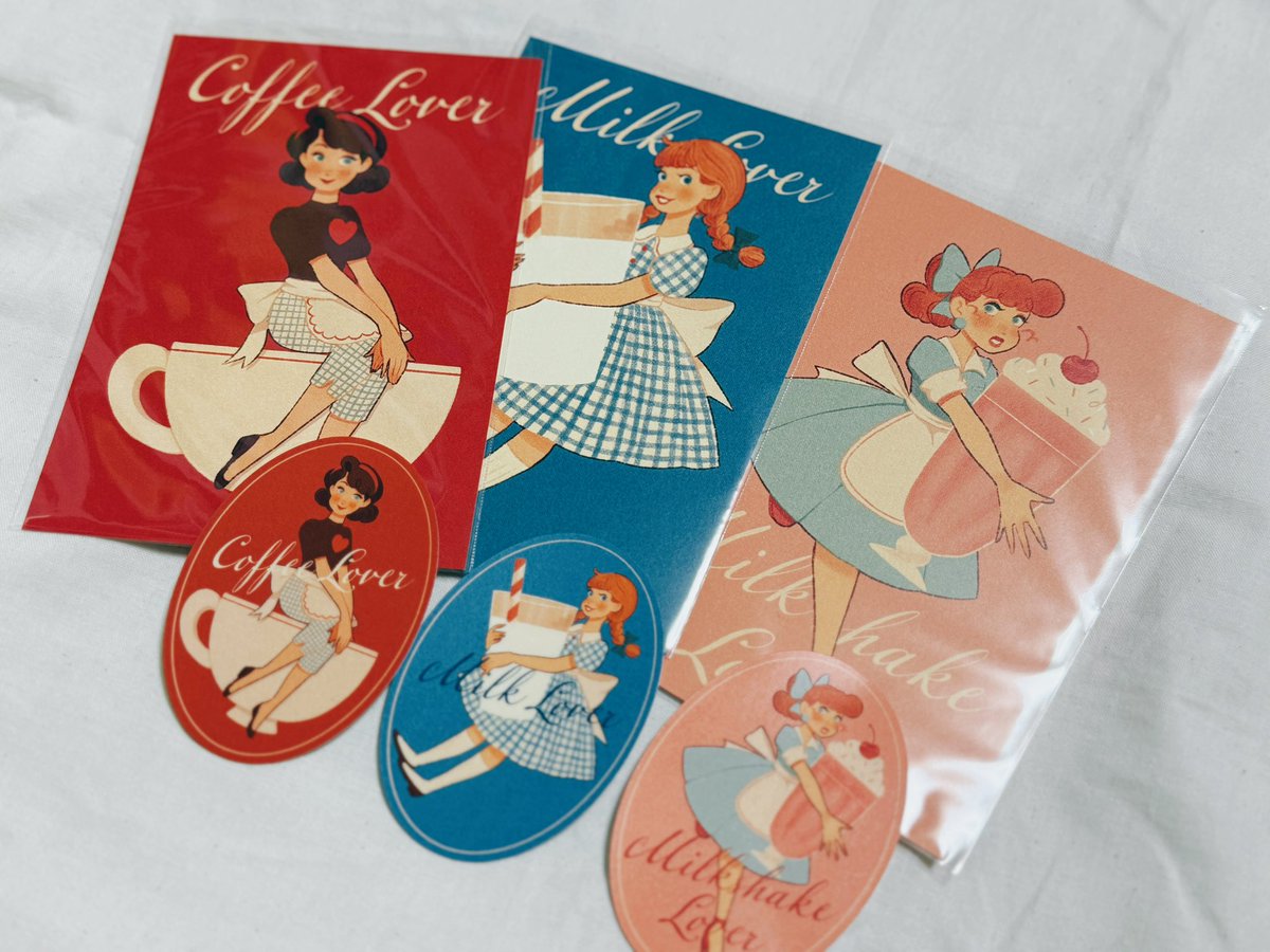 risaart29's tweet photo. \ New Item /
⁡
こちらも #TCM2 に合わせてご用意しました
ドリンクをテーマにした紙雑貨です🥛☕️🍒
⁡
◇ポストカード ¥220
◆耐水ステッカー ¥330
◇メッセージカードセット ¥660
⁡
過去に制作したグッズもたくさん持って行きます！
ぜひお気に入りを見つけてくださいね🎀 https://t.co/79wCOB7ne8