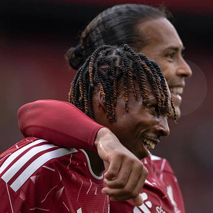 centrekop's tweet photo. 🚨🚨🎙️| Jérémy Jacquet : 

“Everything is going well at the moment. Playing alongside Van Dijk is really special when you know what a defender he is. Very few have reached his level.” 

[@telefoot_TF1] https://t.co/Iej1OIlpDU