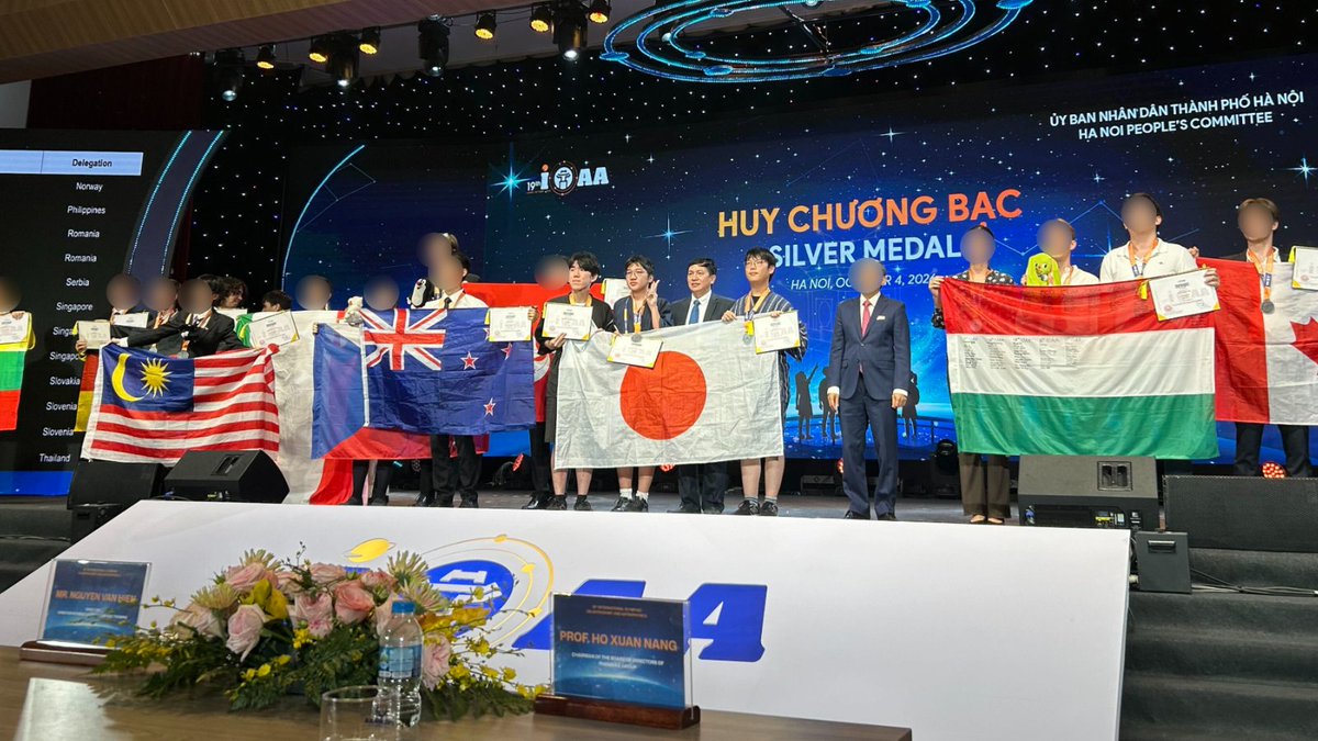 iaojapan's tweet photo. 【速報】
第19回国際天文学・天体物理学オリンピック(#IOAA2026)にて、日本選手3名が銀メダルを獲得しました🥈
おめでとうございます🎉
#天文学オリンピック #IOAA https://t.co/DroZkPYs6W