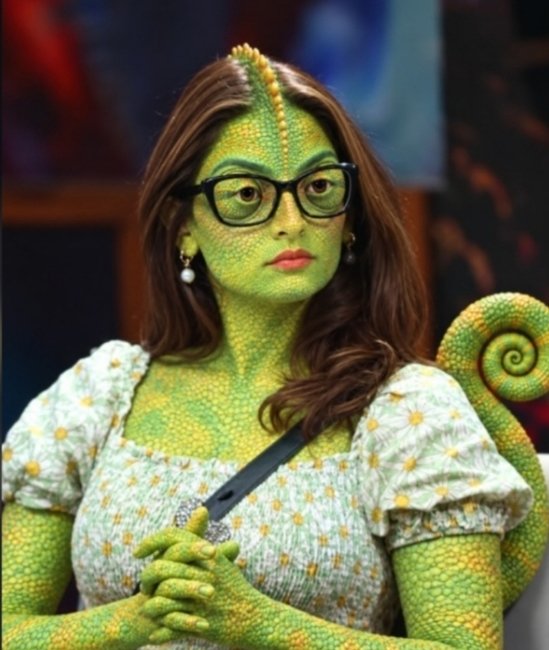 BB20winnerQazi's tweet photo. Ab ye Kon bnaya🤣🤣🤣😭😂
Pehchano ye Kon he?😹😹😹

#QaziTouqeer #BiggBoss20 #BB20 https://t.co/MwtRlrY0vJ
