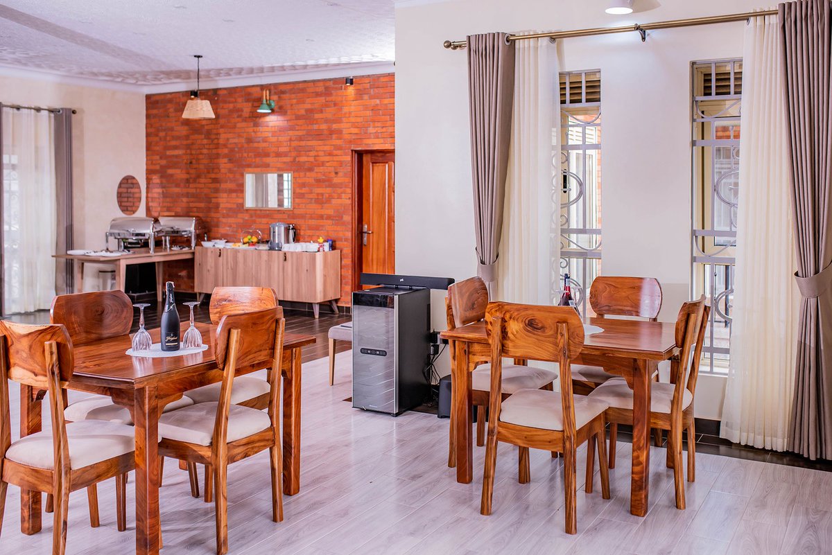thegeorgesRes's tweet photo. Where elegance meets the warmth of home. ✨🏡 Experience refined comfort, beautiful spaces and warm hospitality at The George’s Residence, Kabale. 📞 0740348425 https://t.co/LO8YMfKosi