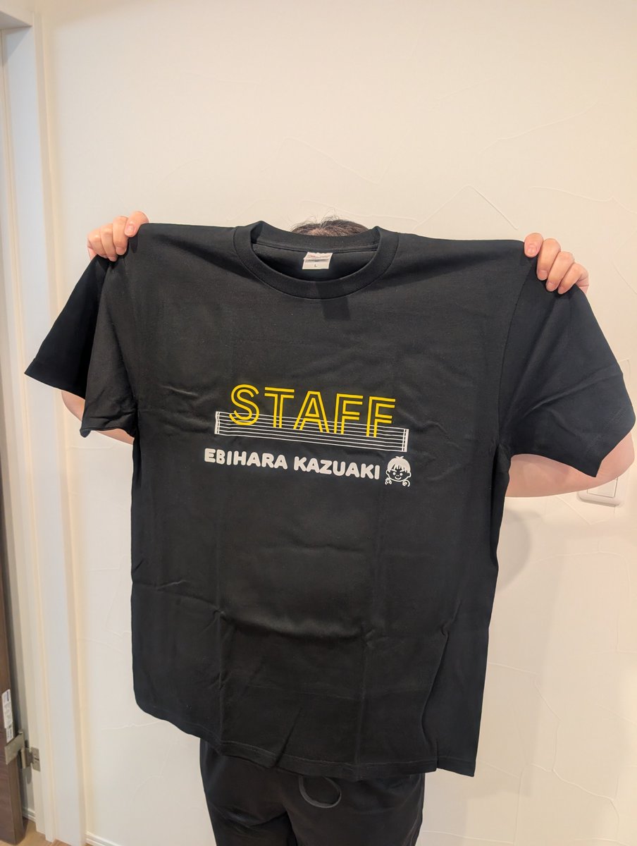 XvEbi's tweet photo. スタッフTシャツを作ってみました！
(妻と私用😂)
デザインも簡単で作りやすかった！

#オリジナルTシャツ #TMIX @tmix_jp https://t.co/nR4D3xaHBw