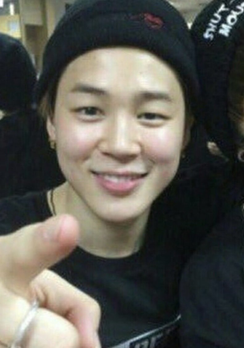 jiminchapters's tweet photo. the category is jimin’s rosy cheeks 🍓 https://t.co/kyzzh3DZBc