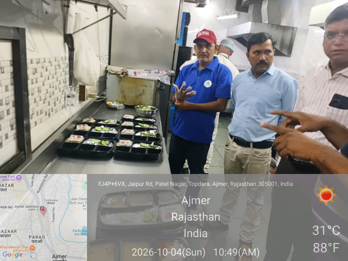 DrmAjmer's tweet photo. Deep cleaning of base kitchen And pest &amp; Rodent control coordination with catering agencies Ajmer Railway Station https://t.co/Tey90AVNvR