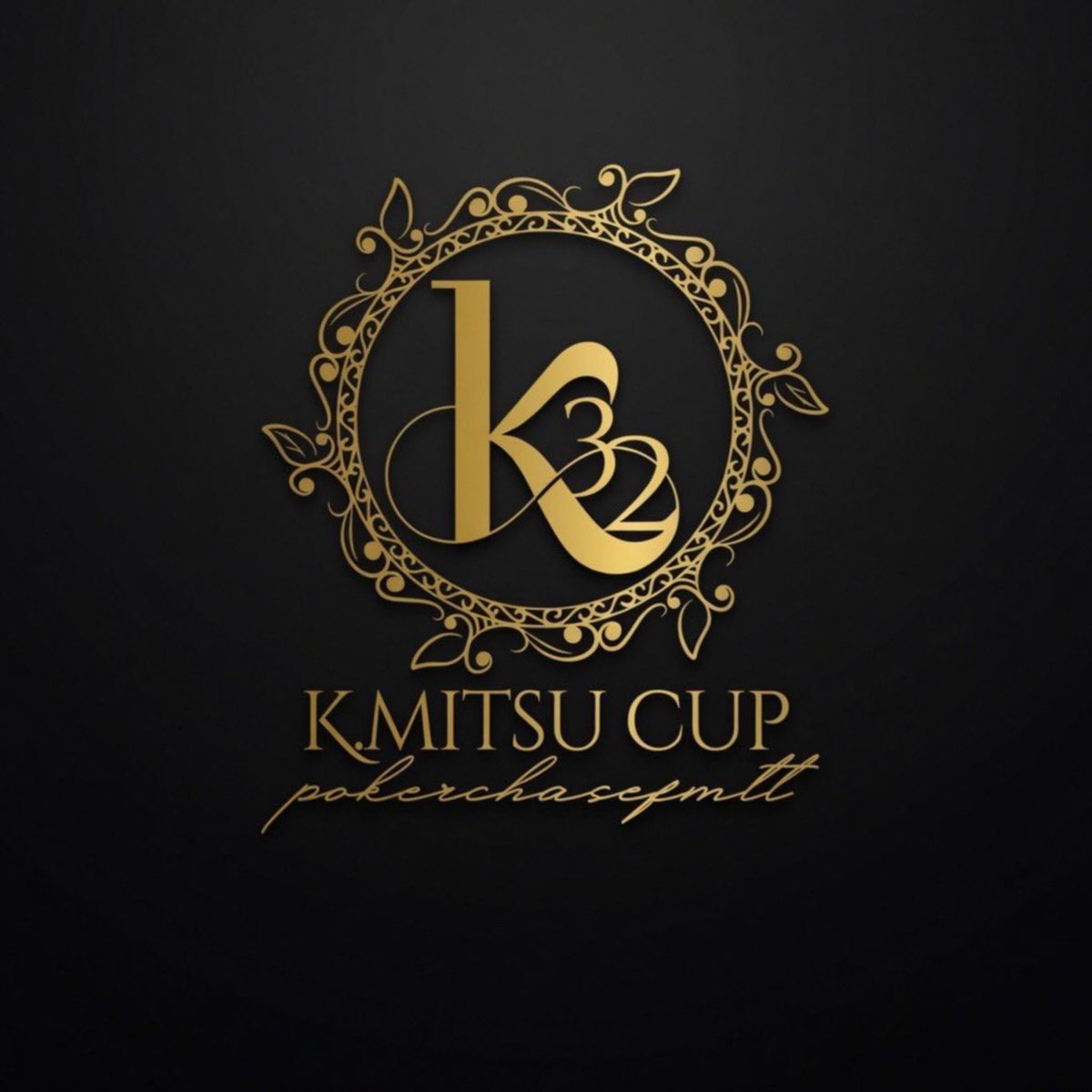 K_MITSU_CUP's tweet photo. ♦︎•♣︎•━━━━
#ポカチェ でフレンドMTTをプレイ！
━━━━•♠︎•♥︎
部屋番号：31522004
部屋名：【第154回】 #けーみつ杯 
開始時刻：10月5日21時30分
参加締め切り：10月5日22時10分
#MTT開催告知

▼#ポーカーチェイス はこちら

今回、参加条件はありませんが参加希望の方は部屋番号を入力してご入室お願いします🙇‍♂️
　
第154回けーみつ杯は5日(月)21:30から開催いたします📢
※レイト締め切りは22:10となっています
仕事の都合により翌日が早いので遅くても24時までには終わるように初期スタックは2000枚(100BB)に設定していますのでご了承ください🙏
突発的な告知ですがお時間合いましたら皆様のご参加お待ちしています🤗
　
優勝者にはスタバドリンクチケット500円分かファミマかローソンで使えるお買い物件500円分をプレゼントいたします🎁