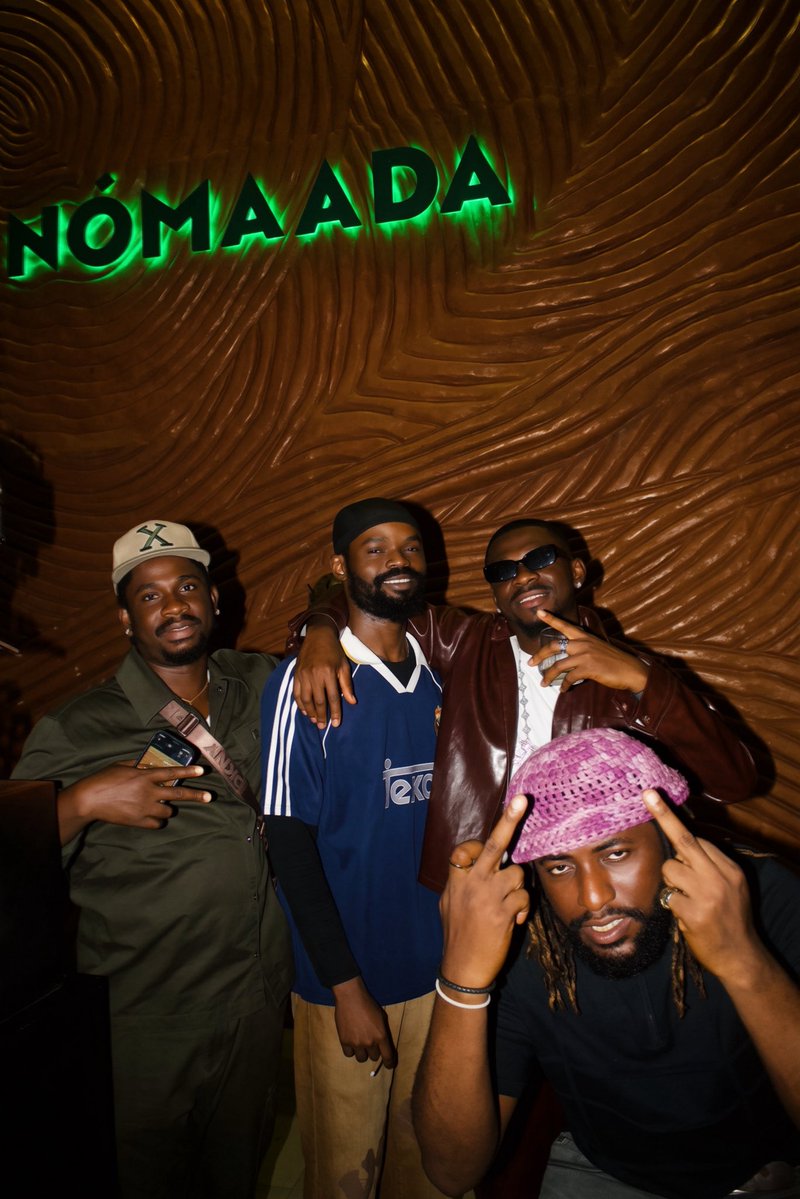 2grooovyy's tweet photo. I love my brothers ❤️@Mainlandboyz170 https://t.co/WNFYf2iYLF