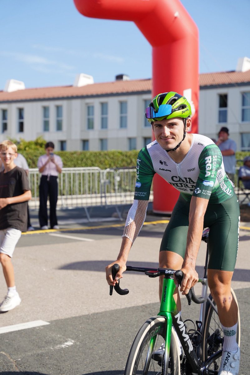 CajaRural_RGA's tweet photo. 🇫🇷 Sigue la copa de Francia para Caja Rural- Seguros RGA con el #TourVendee

🏁 198 sinuosos kilómetros para finalizar en el circuito de Saint-Gilles-Croix-de-Vie con un posible sprint.

#SumateAlVerde💚 https://t.co/VFQSUIRWzN