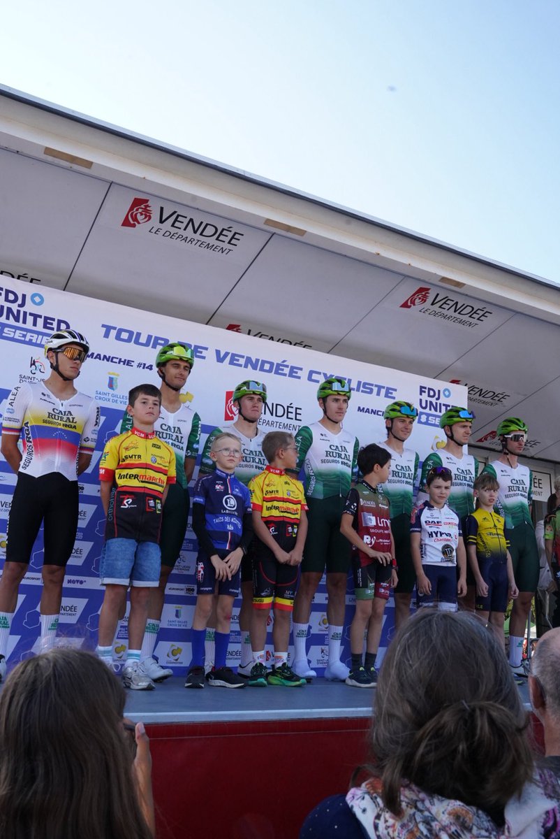 CajaRural_RGA's tweet photo. 🇫🇷 Sigue la copa de Francia para Caja Rural- Seguros RGA con el #TourVendee

🏁 198 sinuosos kilómetros para finalizar en el circuito de Saint-Gilles-Croix-de-Vie con un posible sprint.

#SumateAlVerde💚 https://t.co/VFQSUIRWzN