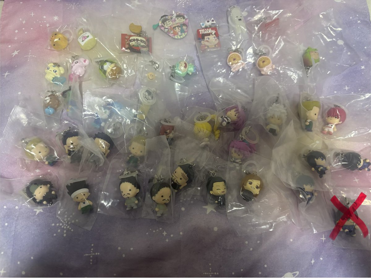 l_niconico_'s tweet photo. めじるしアクセサリー　交換
いないいないばぁ　ツムツム　キティジャッキー　アンパンマン　シュガーバニーズ  ぜんまいざむらい　サンリオ

求▶︎画像1枚目

譲▶︎写真２枚目から（くだものめじるし、めんだこなど）

※一部家族分のためお時間いただく場合あり

郵送優先 https://t.co/dMZsDMshzS