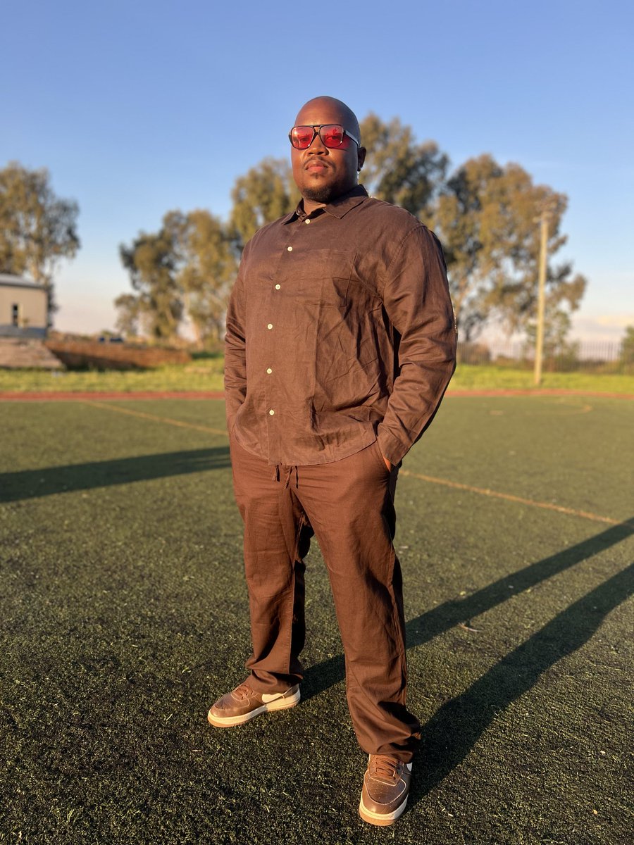 IamDJSOSO's tweet photo. One of the fits at the Umlayezo music video shoot. 
Brown boys. https://t.co/LetGLDy9Br