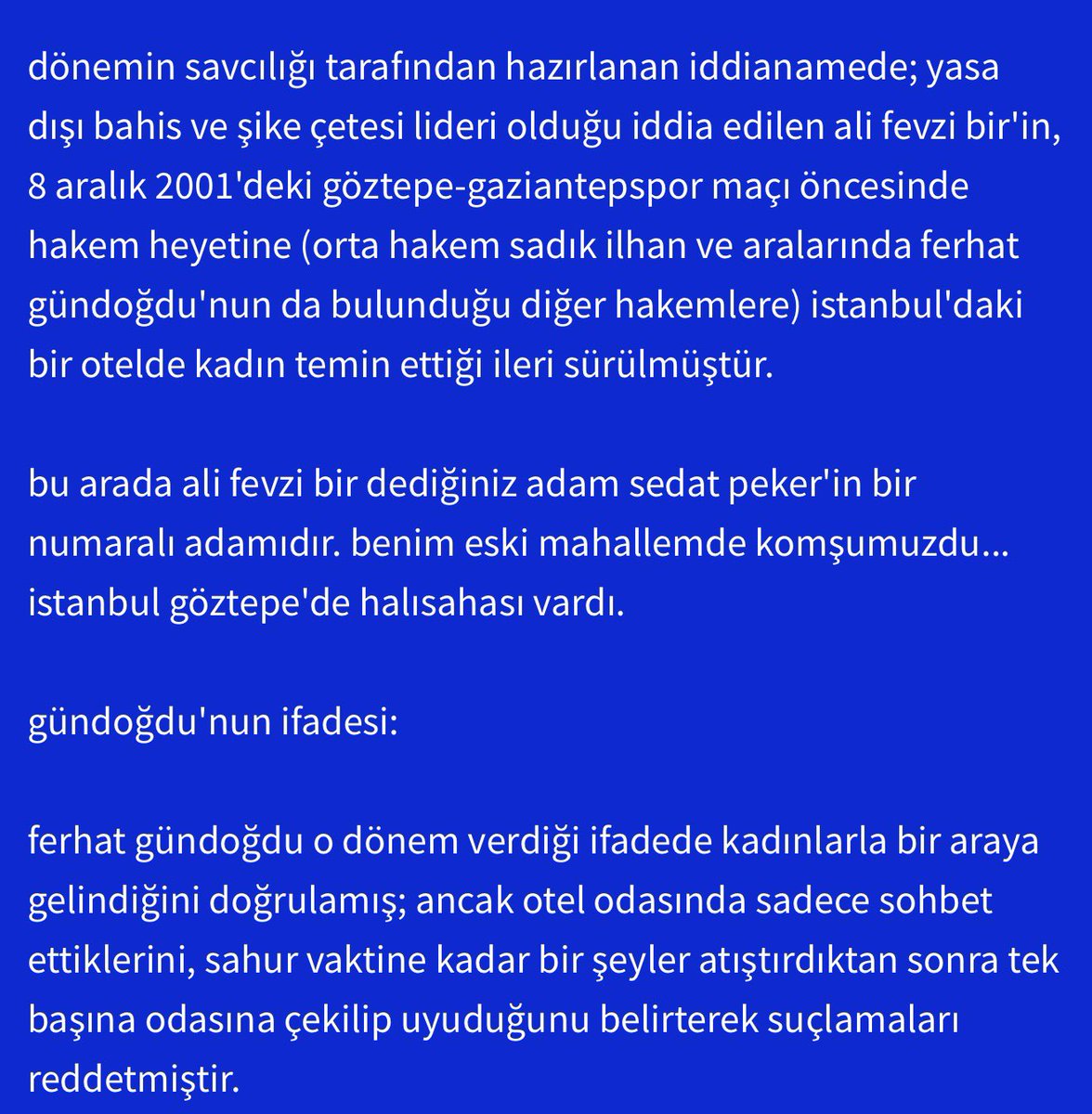 reelfener's tweet photo. 🚨FERHAT GÜNDOĞDU ve BABASI🚨

Yıl 2002 şike soruşturması kapsamında gözaltına alınmış , otel odalarında hayat kadınları ile beraber olmuş ve bu durumlar mahkeme kayıtlarına geçmiştir. 

Olayların büyümesi sonrası asker olan babası Ekrem Gündoğdu gazetecilere silah çekmiştir. Ekrem Gündoğdu sonraki dönemde ismini FETHULLAH olarak mahkemede değiştirtmiştir.
