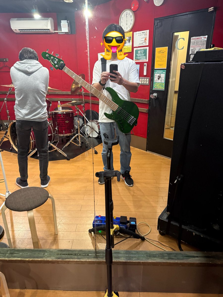 taku04515's tweet photo. 本日はスタジオ練習でした🎸
お疲れ様でした😮‍💨 https://t.co/XzYH0WLq4D