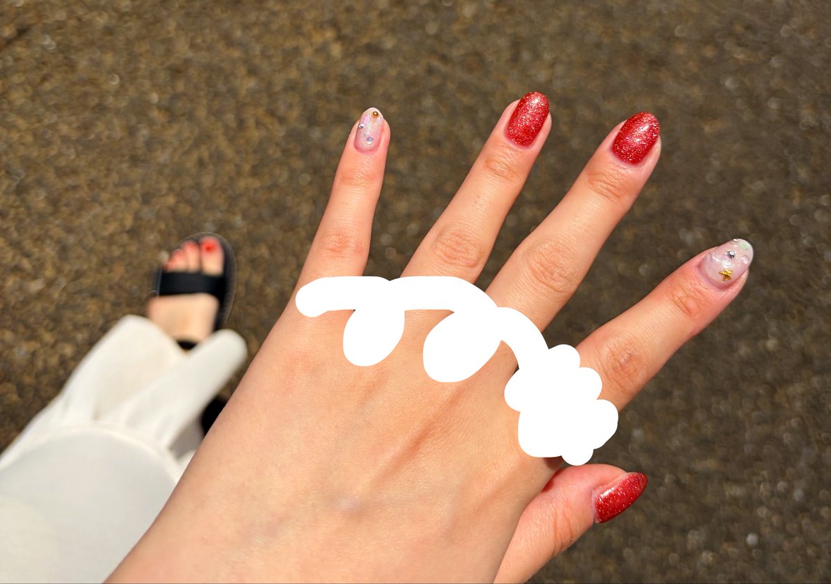 emyu9612's tweet photo. 夏の間のネイル https://t.co/H6I3EDkZFg