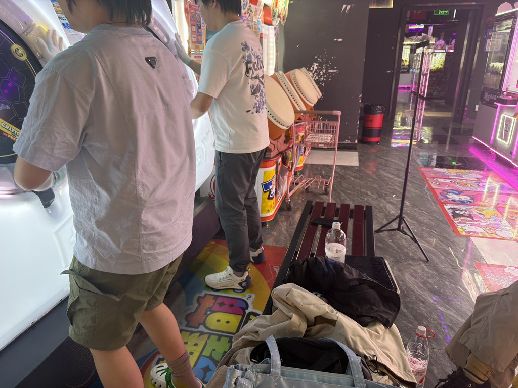 ggerxiaojie's tweet photo. 成功累抽过去 https://t.co/USQ69Zft7j