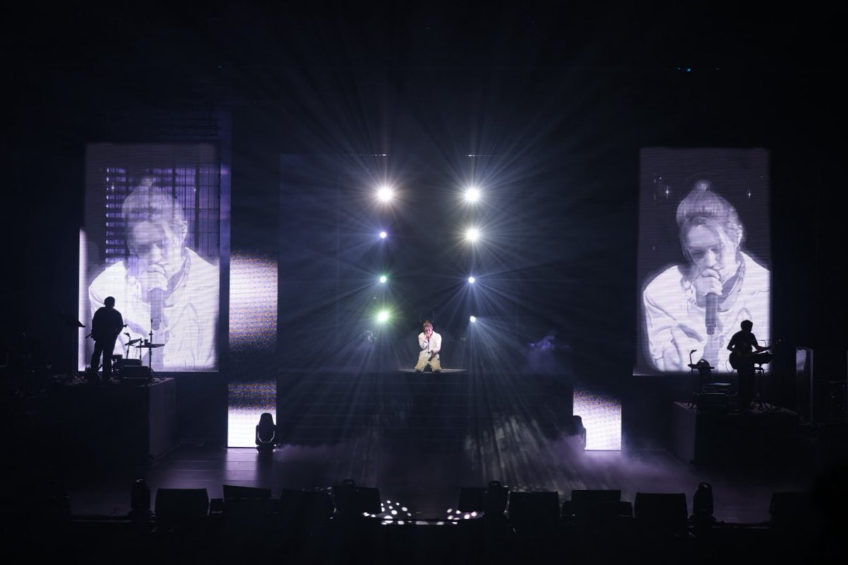ONEW_GRIFFIN's tweet photo. 온유, 타이베이 단독 콘서트서 신곡 챌린지 선공개

https://t.co/vsMRpI0sYW

#온유 #ONEW
#ONEWTHELIVE #ONEW_THE_LIVE_Q https://t.co/1wzz3KW7HD