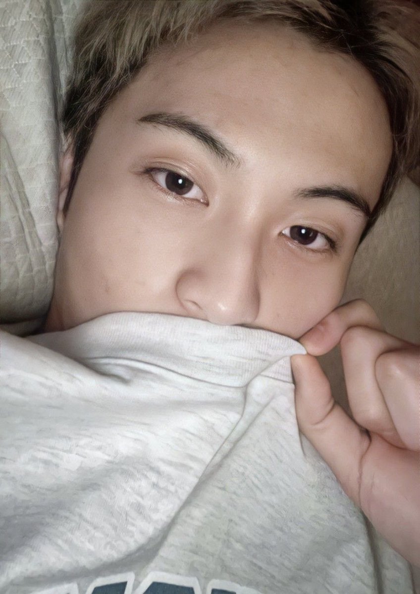 belovedmkhc's tweet photo. cozy blonde mahae https://t.co/4Q5xOqK8kO