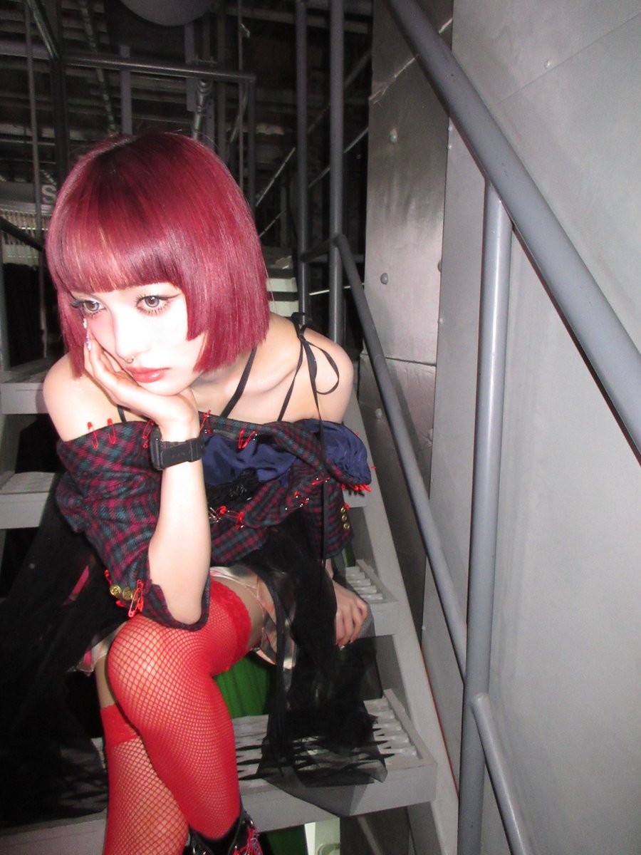 erza5caret's tweet photo. 빨간색의 유사어는 아사야 주린 https://t.co/loEkVEQJZk