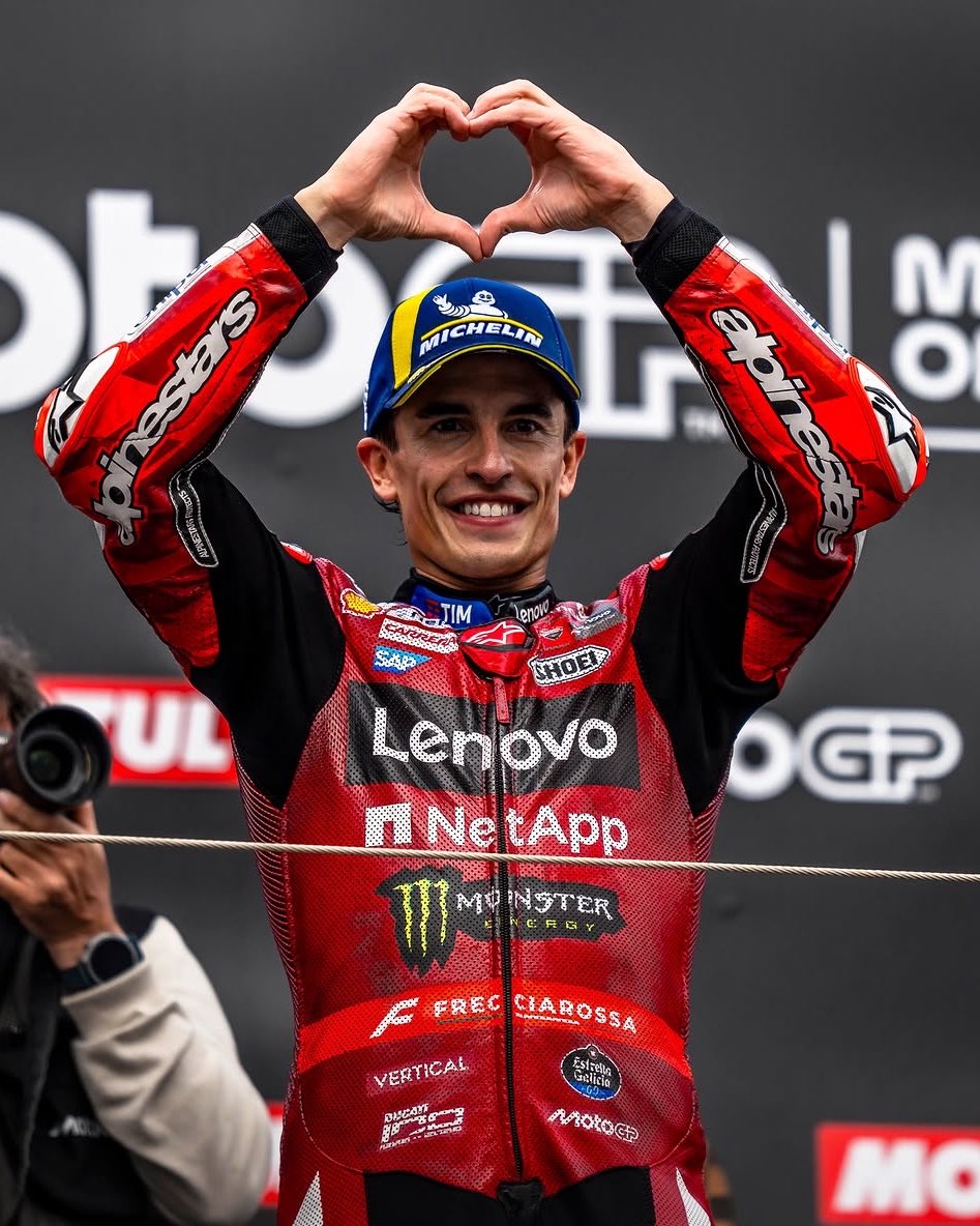 magistrstern's tweet photo. MARC AND MAX WIN ON THE SAME WEEKEND 
TAKE A BOW https://t.co/DxQxImpWs6