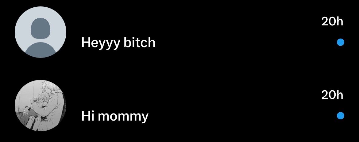 userinames's tweet photo. two sides of twitter dm’s https://t.co/vF8fhzJkB2