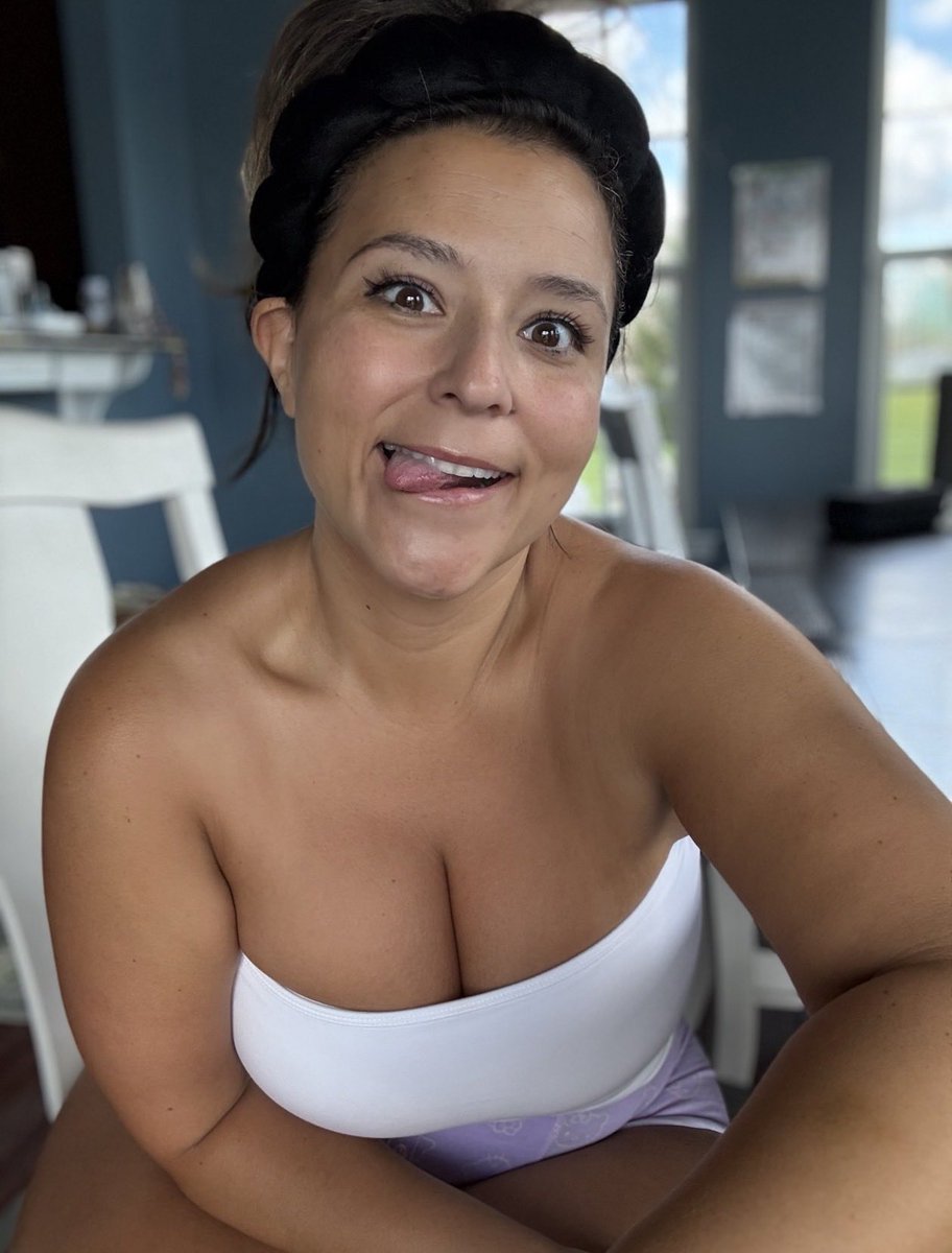 cherr_bearr0's tweet photo. Join my private CF premium now 💦 https://t.co/sDE3F2VBwY