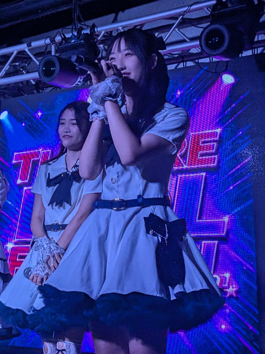 0mizuki5's tweet photo. 🎤✨LIVEありがとうございました✨🎤

今日は🌟スピカ🌟として出演しました💕

見に来てくださった皆さん、
応援してくださった皆さん、
ありがとうございました🥰✨
とっても楽しかったです♡
またステージに立てるよう頑張ります

#アイドル研修生 #テアトルアカデミー  #ライブ出演 https://t.co/pF7wDhMQqn