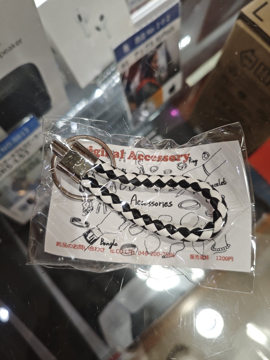 tabatan5678's tweet photo. 写真と全然違うしセレブガチャやのにどこがセレブやねーん（笑）

JAROに電話する☎ https://t.co/4QV4DaeqGY