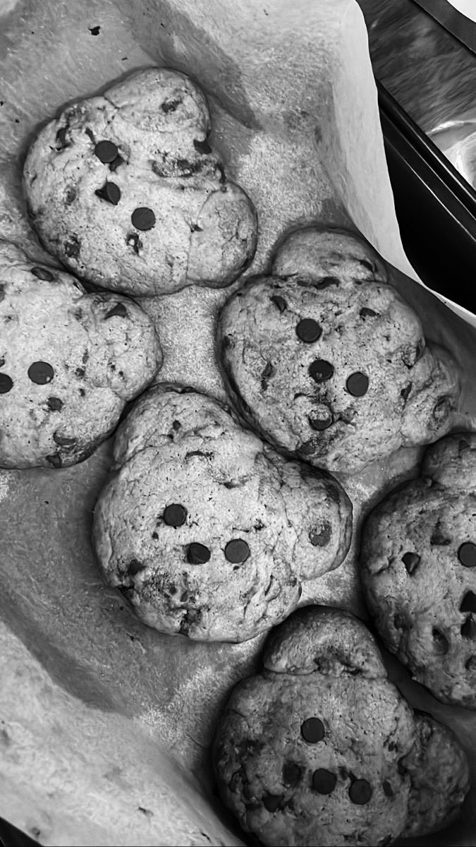 pendarpijar's tweet photo. ㅤㅤㅤ

⚲ 𝗞𝗲𝗱𝗶𝗮𝗺𝗮𝗻 𝗦𝗮𝘀𝘁𝗿𝗮𝘄𝗶𝗷𝗮𝘆𝗮

Dari Bandung langsung cus ke rumah kak Mika buat bikin cookies! 🤓

Kalau timbanganku jarumnya makin hari makin ke kanan, sudah jelas siapa pelakunya.

ㅤㅤㅤ https://t.co/KMgxyQws5M