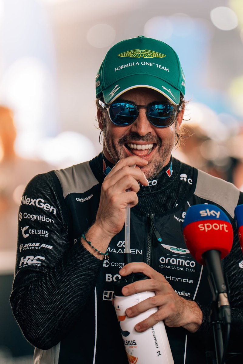 AstonMartinF1's tweet photo. Fernando P8.

Masterful. 😮‍💨

#BahrainGP https://t.co/wmWuAFNxNN